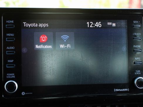 Used 2022 Toyota Corolla SE image 26