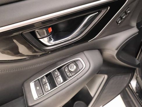 Used 2020 Subaru Outback Limited image 8