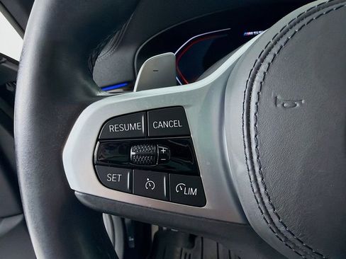 Used 2021 BMW M550i xDrive w/ Premium Package image 11