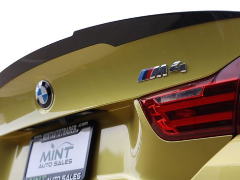 Used 2015 BMW M4 Coupe RWD image 39