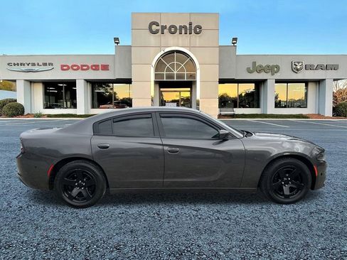 Used 2021 Dodge Charger Police image 2