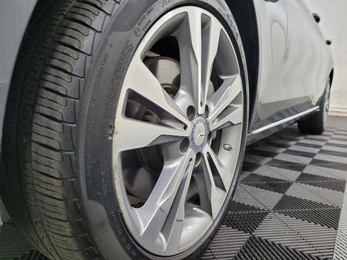 Used 2015 Mercedes-Benz C 300 4MATIC Sedan w/ Multimedia Package image 31