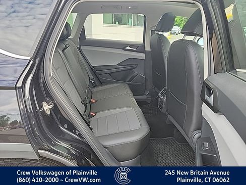 Certified 2023 Volkswagen Taos SE w/ Panoramic Sunroof Package AWD/4WD image 15
