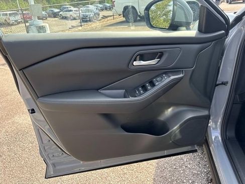 New 2026 Nissan Rogue SV AWD/4WD image 21
