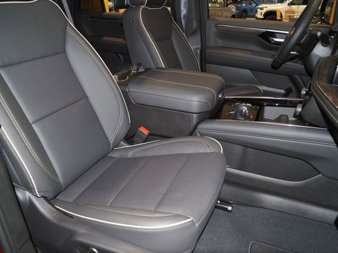 New 2025 Chevrolet Tahoe Premier image 18