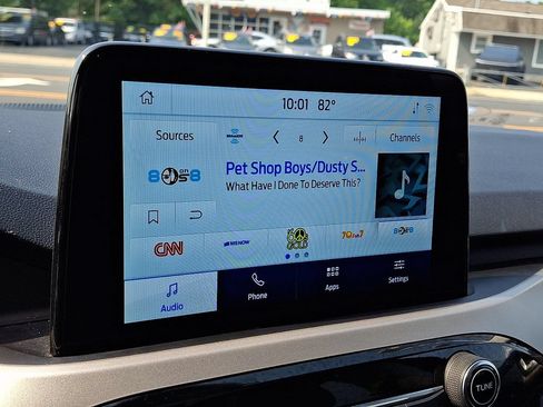 Used 2021 Ford Escape SEL w/ Technology Package FWD image 3