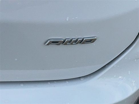 Used 2024 Ford Edge SEL image 11