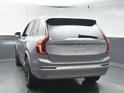 New 2026 Volvo XC90 B6 Plus w/ Protection Package Premier image 6
