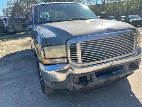Used 2002 Ford F250 Lariat image 4