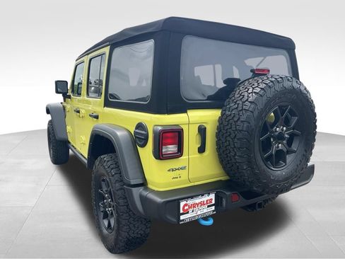 Used 2024 Jeep Wrangler Unlimited AWD/4WD image 14