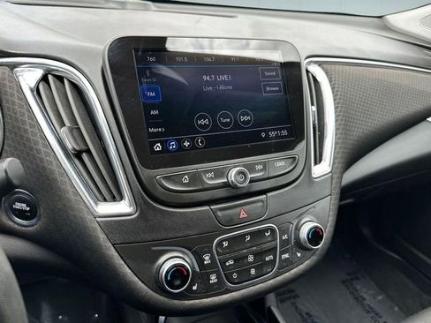 Used 2019 Chevrolet Malibu LT w/ Driver Confidence Package FWD image 21