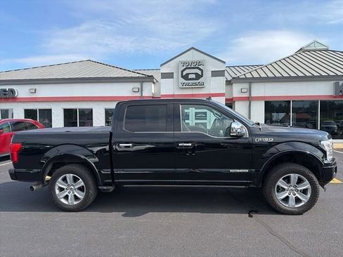 Used 2018 Ford F150 Platinum w/ Equipment Group 701A Luxury AWD/4WD image 12