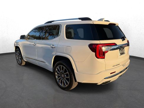 Used 2023 GMC Acadia Denali w/ Denali Technology Package image 5