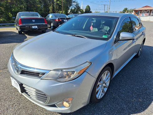 Used 2015 Toyota Avalon XLE Touring image 3