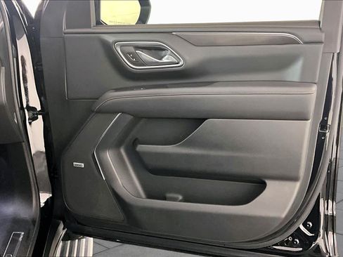 Certified 2024 GMC Yukon AT4 w/ AT4 Premium Plus Package AWD/4WD image 22