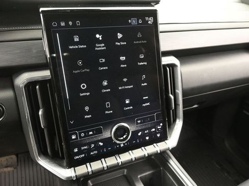 Used 2024 GMC Acadia Elevation w/ Luxury Package image 22