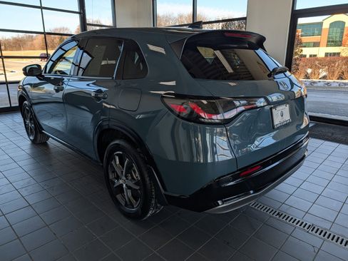 Used 2025 Honda HR-V EX-L image 4