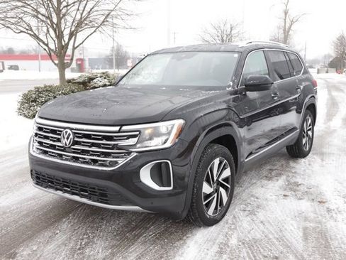 Used 2024 Volkswagen Atlas SEL image 8