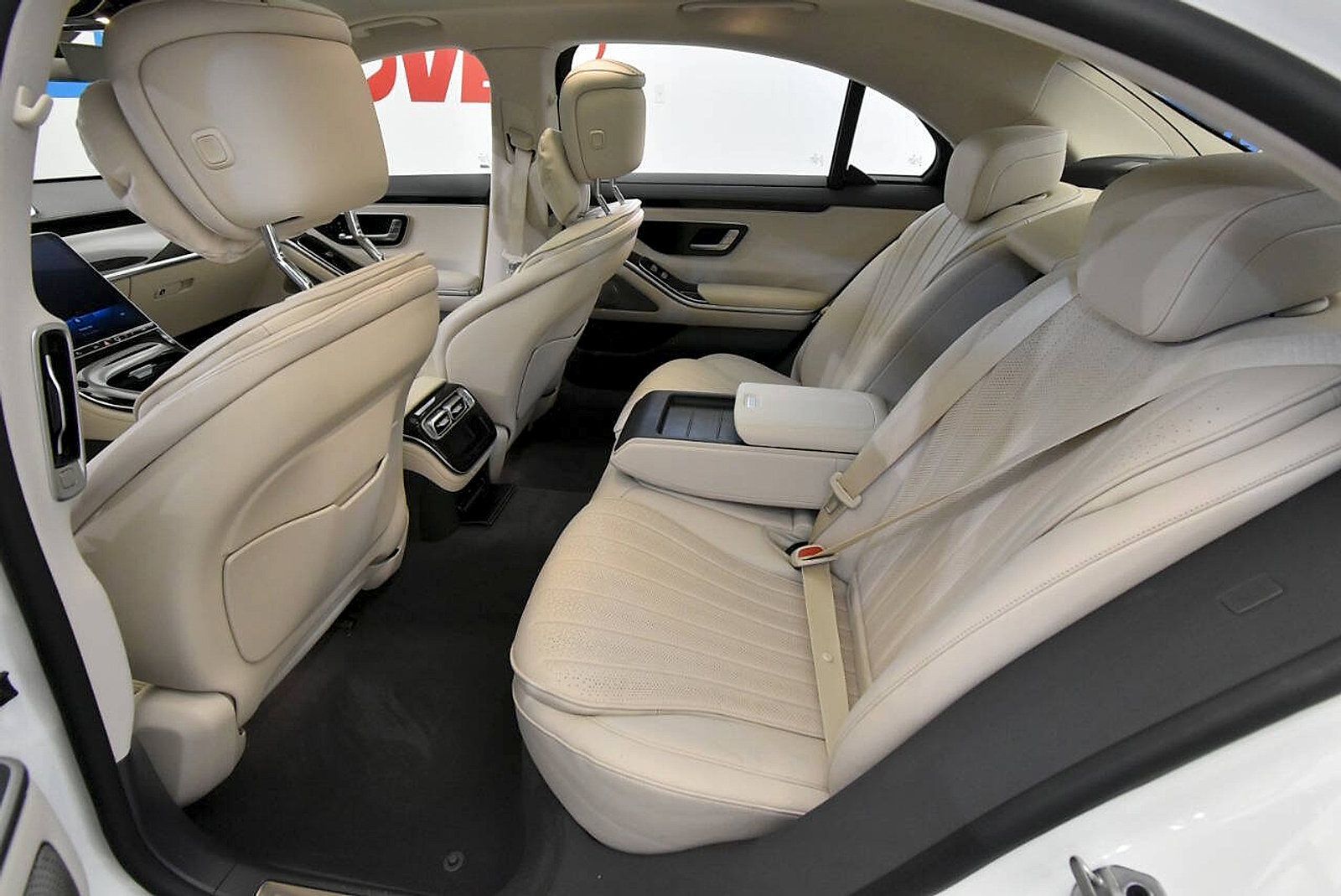 Used 2022 Mercedes-Benz S 500 4MATIC image 14