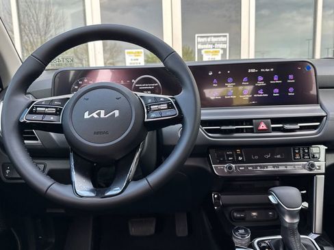 New 2026 Kia Seltos EX FWD image 14