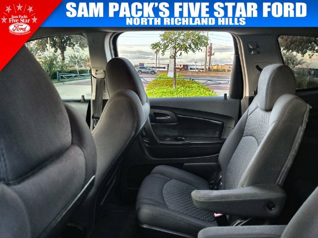 Used 2009 Chevrolet Traverse LT w/ California Edition Package FWD image 14
