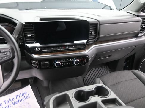 Used 2023 GMC Sierra 1500 SLE AWD/4WD image 23