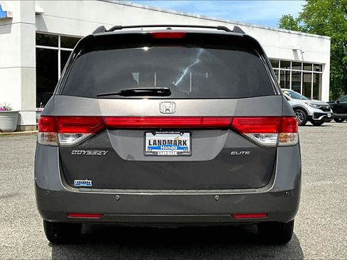 Used 2016 Honda Odyssey Touring Elite image 4