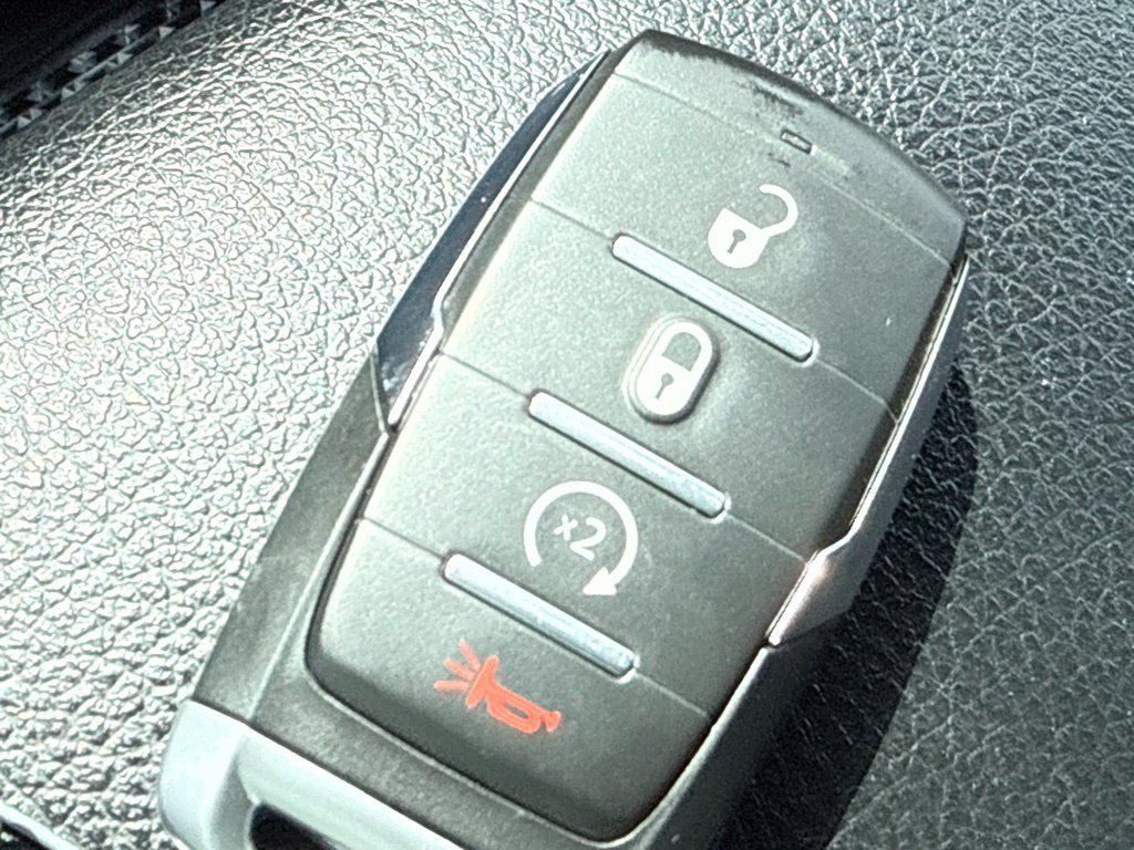 Used 2021 RAM 1500 Big Horn AWD/4WD image 36