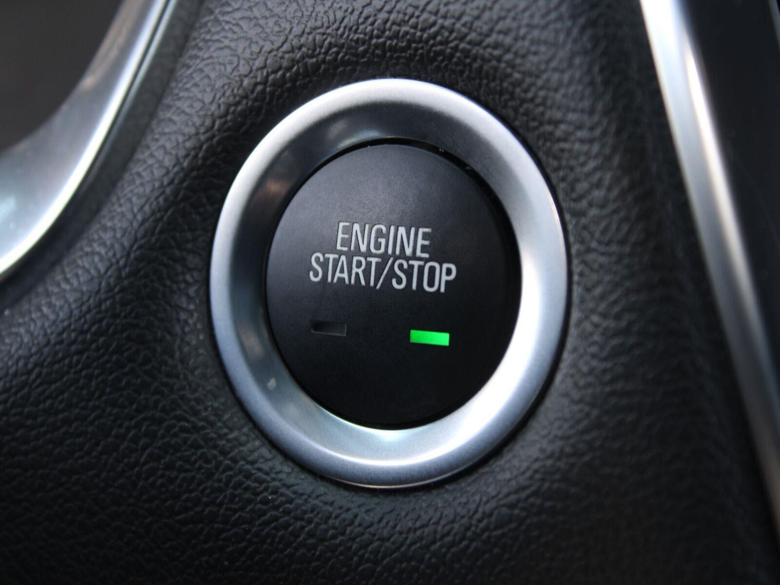 Used 2023 Chevrolet Traverse LT AWD/4WD image 15