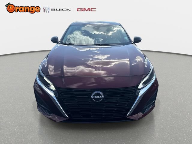 Used 2025 Nissan Altima 2.5 SV FWD image 8