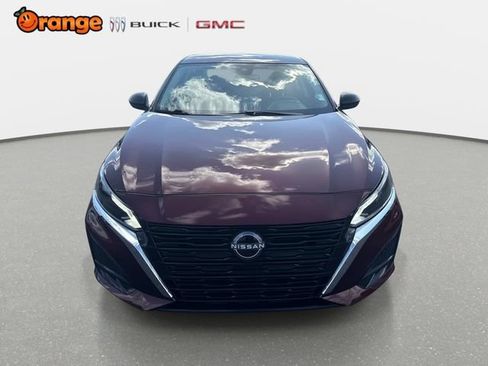 Used 2025 Nissan Altima 2.5 SV FWD image 8