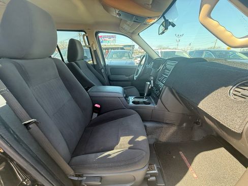 Used 2010 Ford Explorer Sport Trac XLT image 23