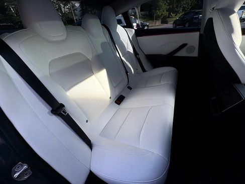 Used 2024 Tesla Model 3 Standard Range RWD image 19
