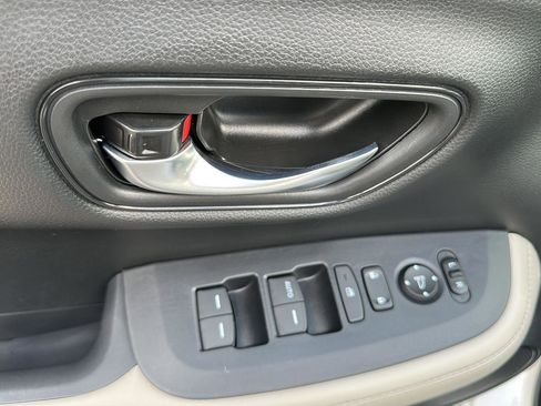 Used 2026 Honda HR-V LX image 19