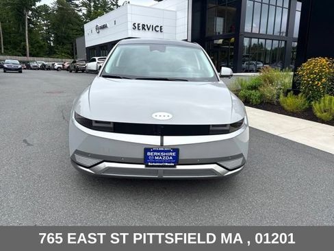 Used 2024 Hyundai Ioniq 5 Limited AWD/4WD image 13