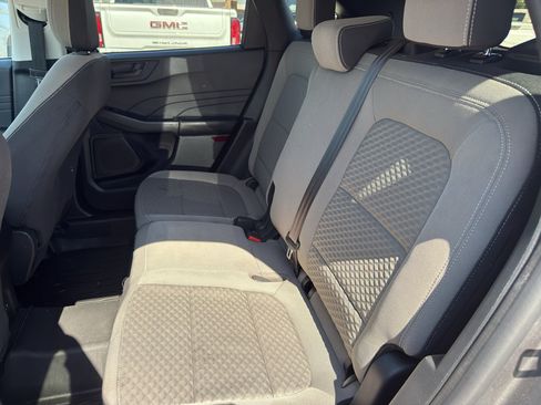 Used 2022 Ford Escape SE FWD image 10