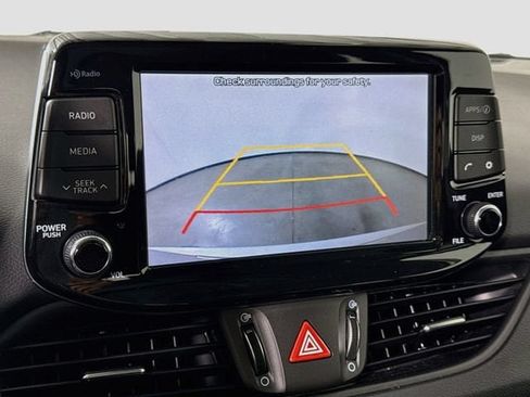 Used 2020 Hyundai Elantra GT w/ Style Package 02 FWD image 13