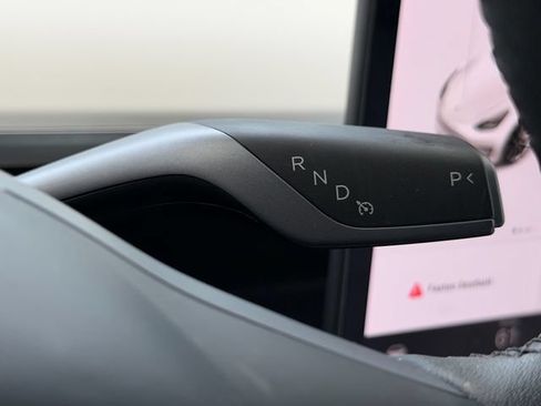 Used 2023 Tesla Model 3 Standard Range RWD image 18