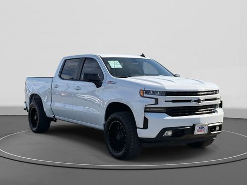Used 2019 Chevrolet Silverado 1500 RST w/ All-Star Edition image 3