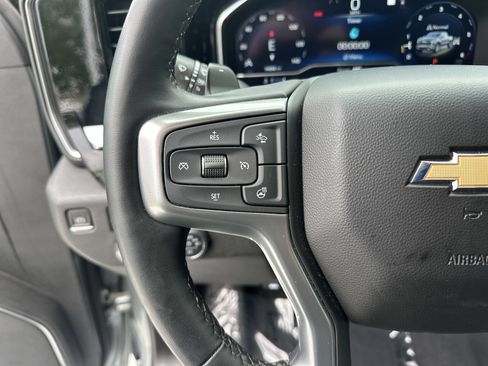 Used 2023 Chevrolet Silverado 1500 LTZ AWD/4WD image 19