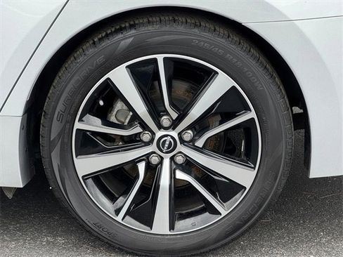 Certified 2023 Nissan Maxima SV w/ Floor Mat Group image 7