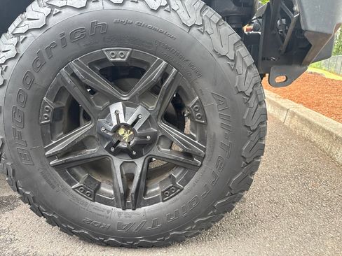 Used 2013 Jeep Wrangler Sport AWD/4WD image 10