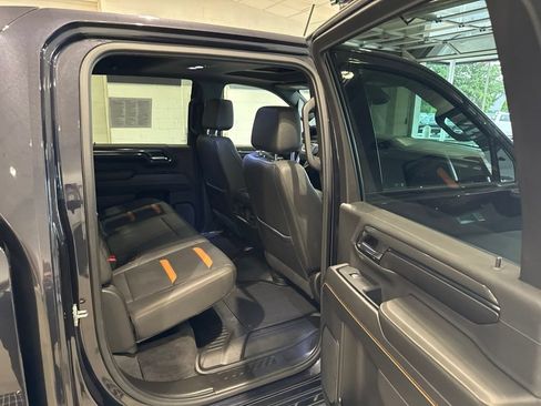 Used 2024 GMC Sierra 3500 AT4 w/ AT4 Premium Plus Package AWD/4WD image 14