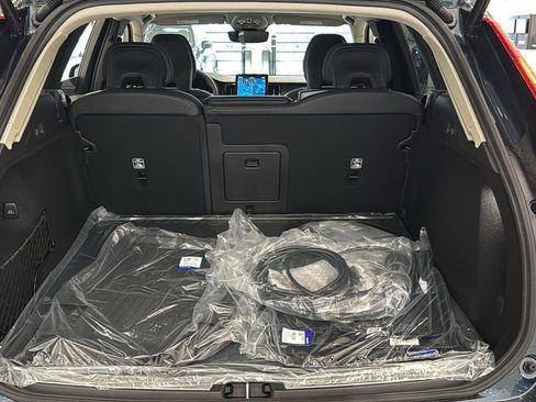 New 2026 Volvo XC60 T8 Ultra w/ Climate Package AWD/4WD image 29