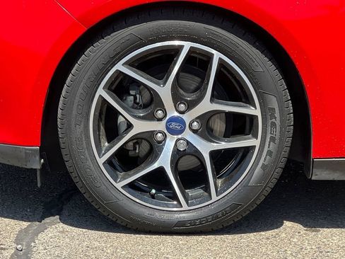 Used 2017 Ford Focus SEL FWD image 26