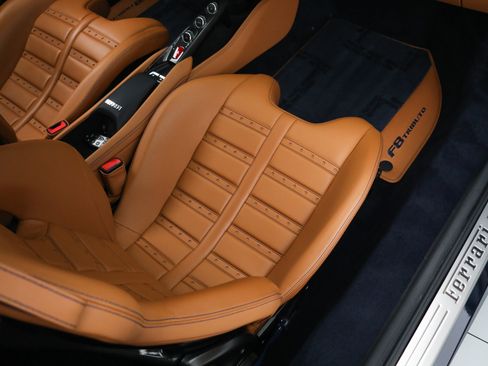 Certified 2022 Ferrari F8 Tributo image 20