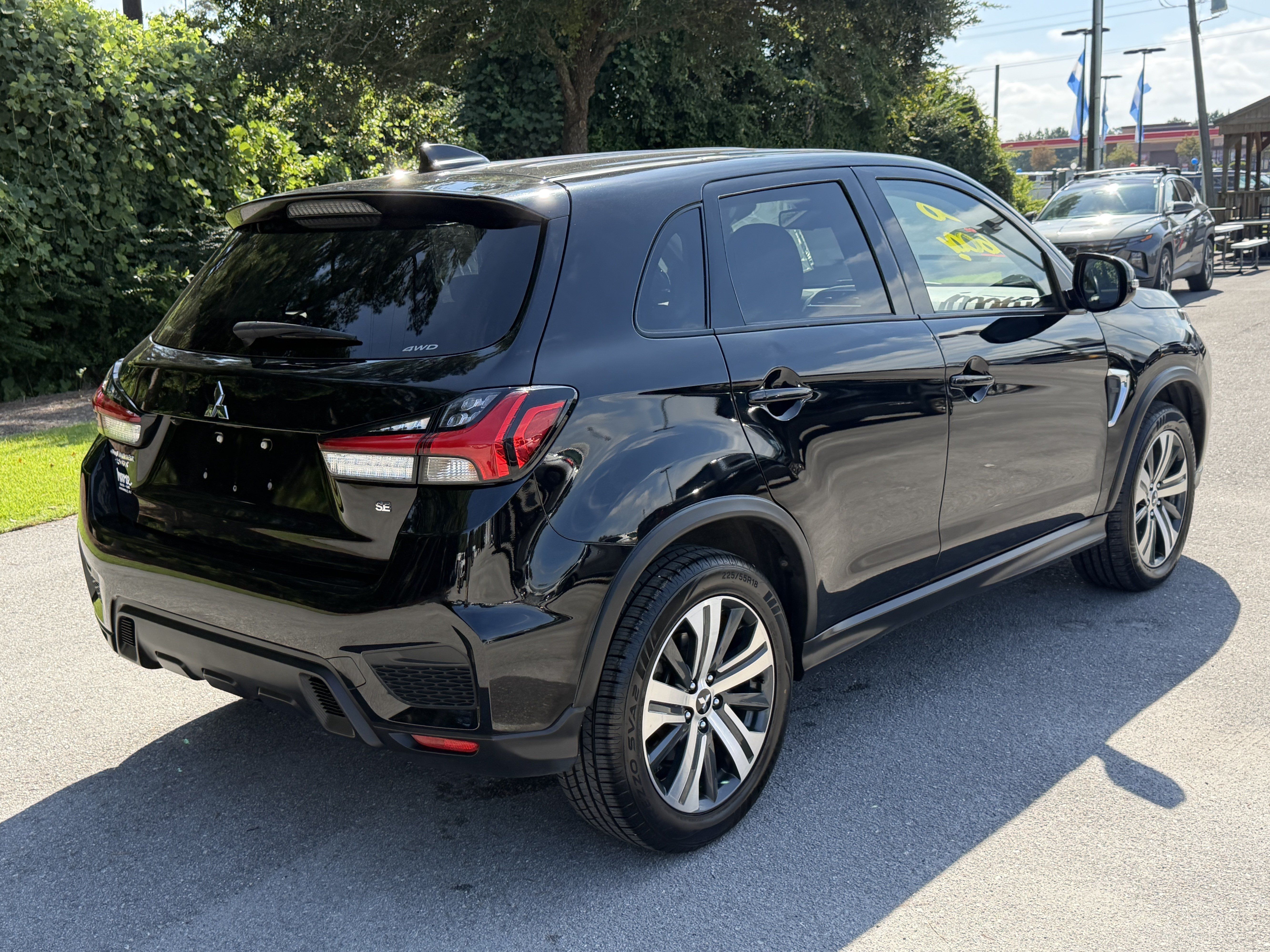 Used 2024 Mitsubishi Outlander Sport SE AWD/4WD image 33