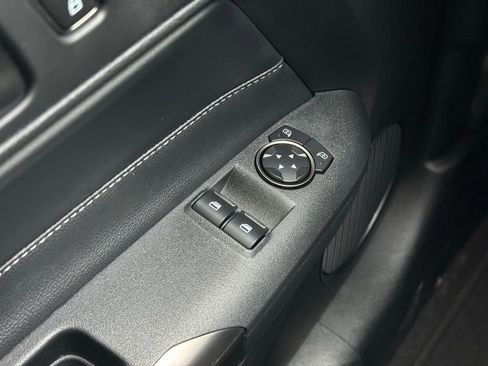 Used 2022 Ford Mustang Shelby GT500 w/ Technology Package image 51