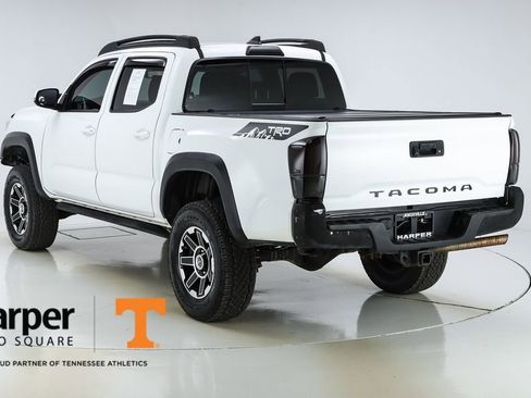 Used 2018 Toyota Tacoma TRD Off-Road image 7