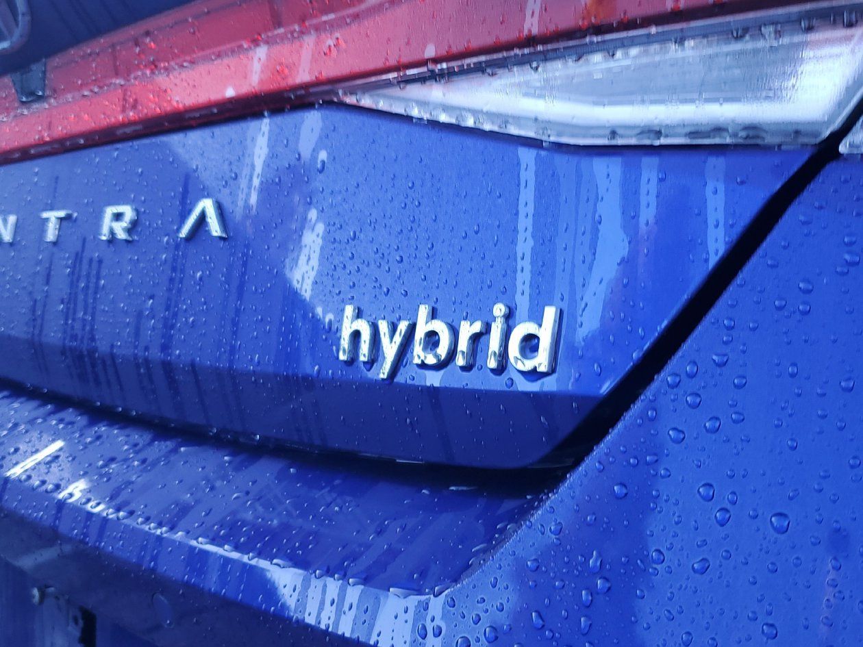 Used 2023 Hyundai Elantra Limited FWD image 8